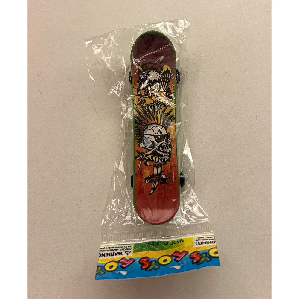 Toys Saints Fingerboard Mini Skateboard Toy 2003 Vintage